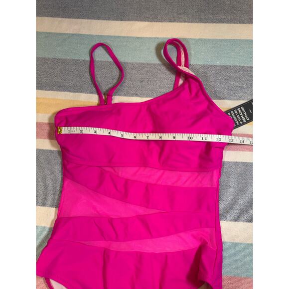 NWT Hot Pink Mesh Panel One Piece Swimsuit – Size Small - Picture 3 of 7